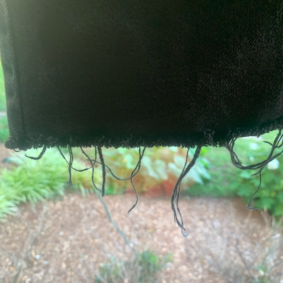 Women’s size 6 Motto Black Jean Mini Skirt - Picture 3 of 7